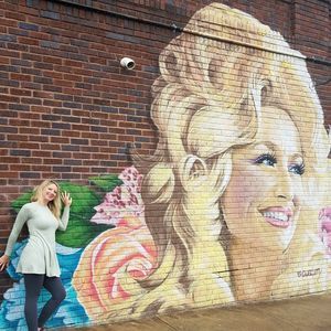 Meet your Posher, Tabatha